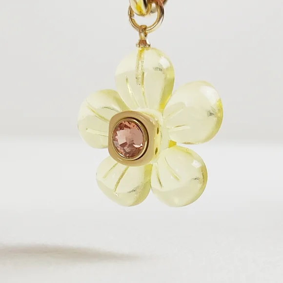 Nakamol Yellow Gummy Flower Earrings Gold Hardware Crystal Gem Stud Large New - Picture 4 of 9